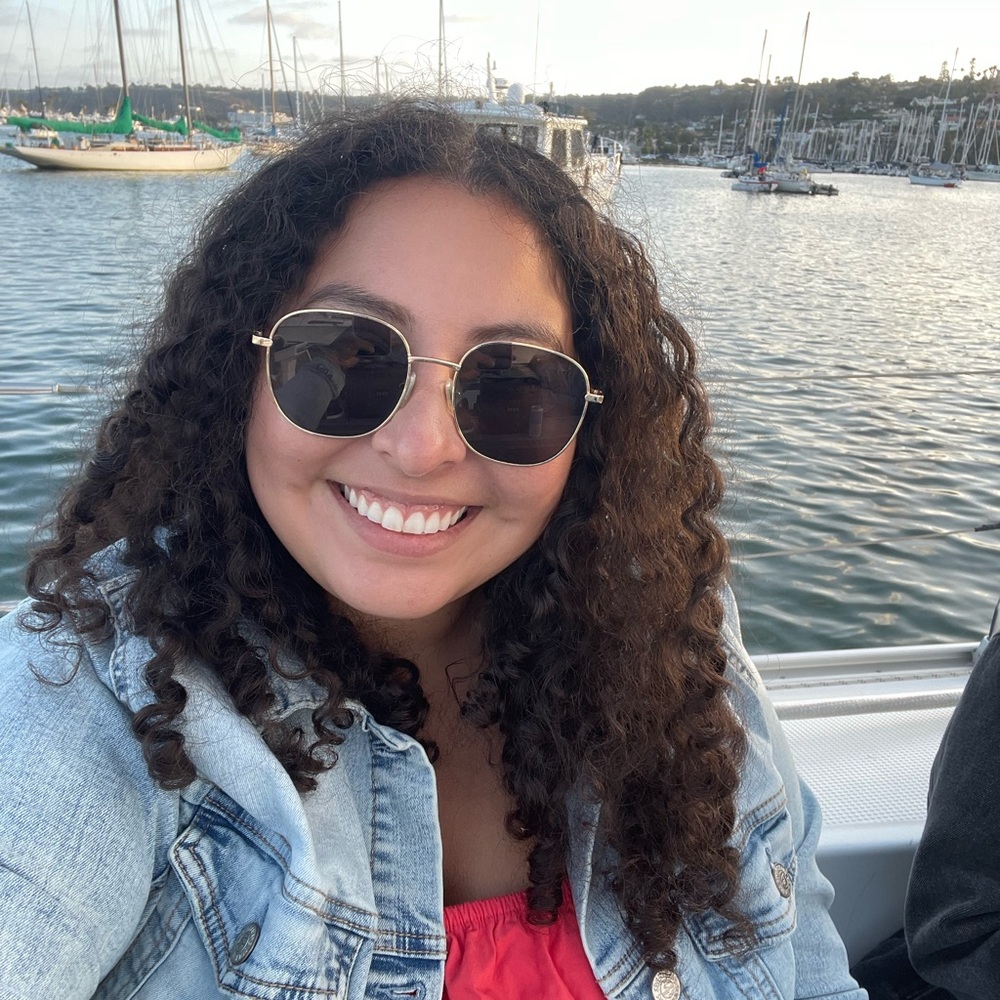Meet your Posher, Anissa